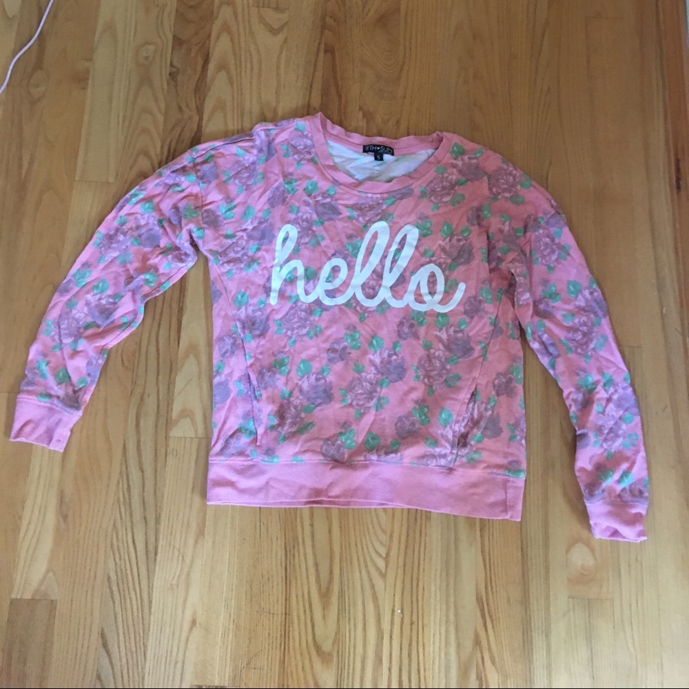 “Hello” rose patterned sweater